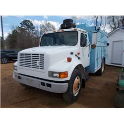 1998 INTERNATIONAL 4700 S/A SERVICE TRUCK, S/N 1HTSCABP2WH497890, T444E ENG, AUTO TRANS, ENCLOSED SE