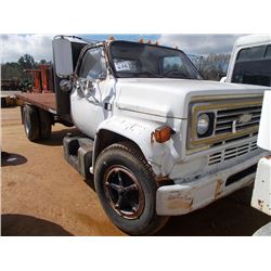 1989 CHEVROLET C70 S/A FLATBED DUMP, S/N 1GBJ7D1B5KV101035, GAS ENG, 5 SPD / 2 SPD TRANS, 16' FLATBE