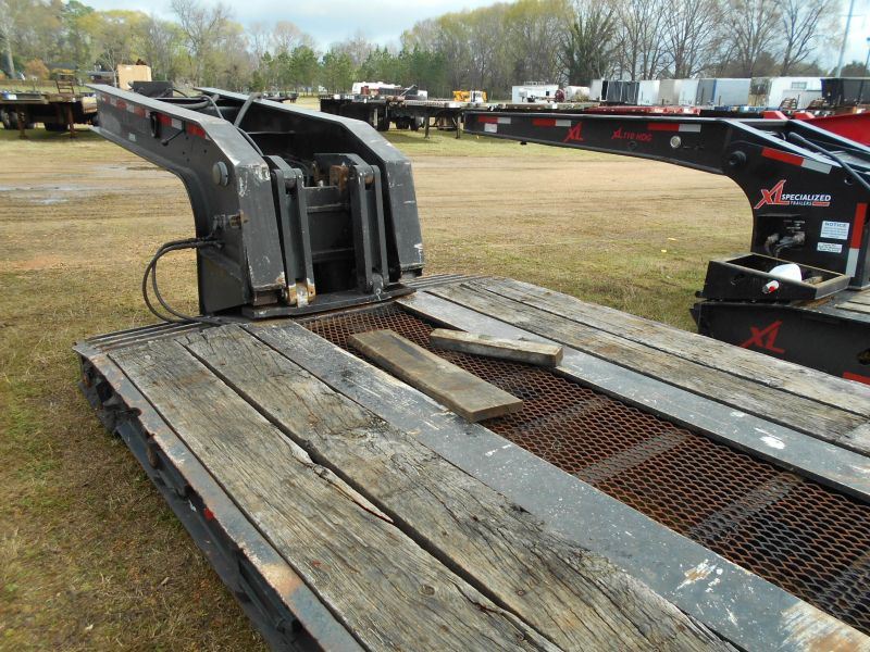 1986 HYSTER QUAD AXLE DETACHABLE LOWBOY TRAILER, S/N 1HKN3JRA5GC024227