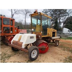 ROSCO RB48 BROOM, S/N 33800, 7'6" BROOM, WATER SYSTEM, 4 CYL CUMMINS DIESEL ENG, ECAB W/AIR, METER R