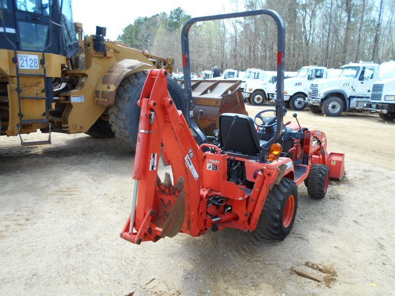 KUBOTA BX25 4X4 LOADER BACKHOE, S/N 60043, (2011 YR) METER READING 802