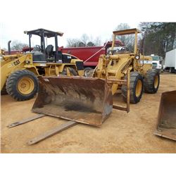 DRESSER 515C WHEEL LOADER, S/N C005047, GP BUCKET, FORKS, QUICK COUPLER, CANOPY, 19.5R-24 TIRES, MET