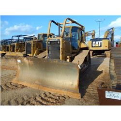 CAT D6N XL CRAWLER TRACTOR, S/N AKM00864 (04 YR) 6 WAY BLADE, DIFF STEER, ECAB W/ AIR, SWEEPS, REAR 