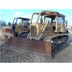 CAT D6C CRAWLER TRACTOR, S/N 04X06645, STRAIGHT BLADE W/ TILT, CANOPY, SWEEPS, SIDE & REAR SCREEN