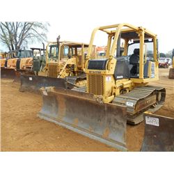 KOMATSU D37PX-21A CRAWLER TRACTOR, S/N 5649 (05 YR) 6 WAY BLADE, CANOPY SWEEPS, REAR SCREEN, METER R