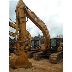 CAT 330CL HYDRAULIC EXCAVATOR, S/N DKY04426 (06 YR) 12'-10' STICK, 42" BUCKET, QUICK COUPLER, AUX HY