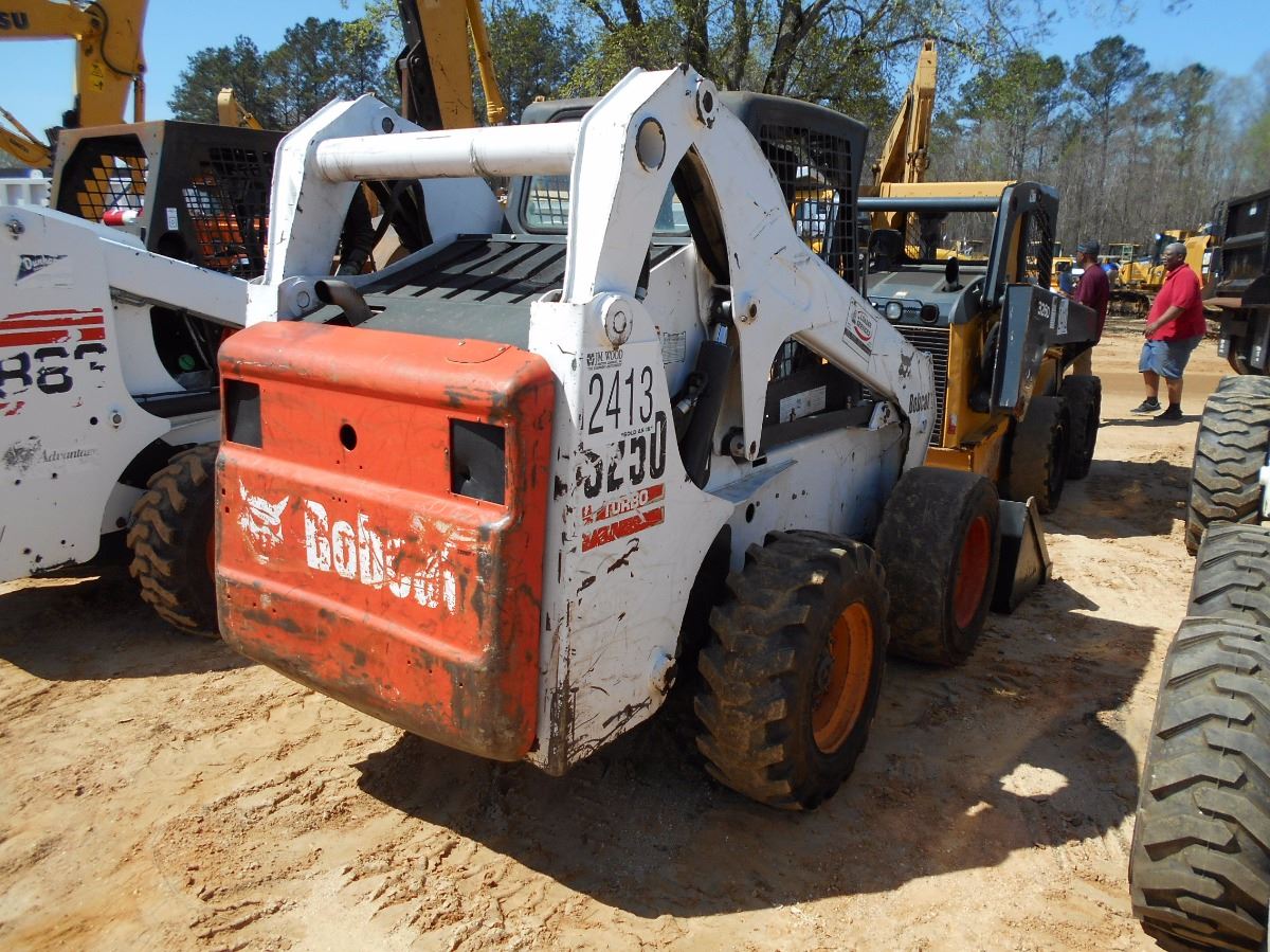 BOBCAT S250 SKID STEER LOADER, S/N 520712339 (02 YR) GP BUCKET, CANOPY