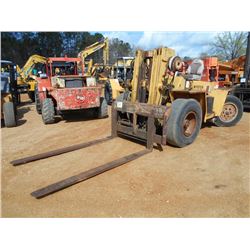 HYSTER FORKLIFT, S/N , 2 STAGE MAST, 7' FORKS
