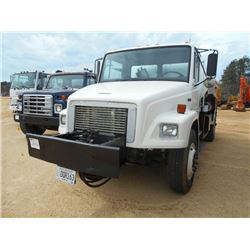 1999 FREIGHTLINER FL70 S/A DISTRIBUTOR TRUCK, S/N 1FV6HFAAXXHA88779, CUMMINS ISB 195 DIESEL ENG, 5 S