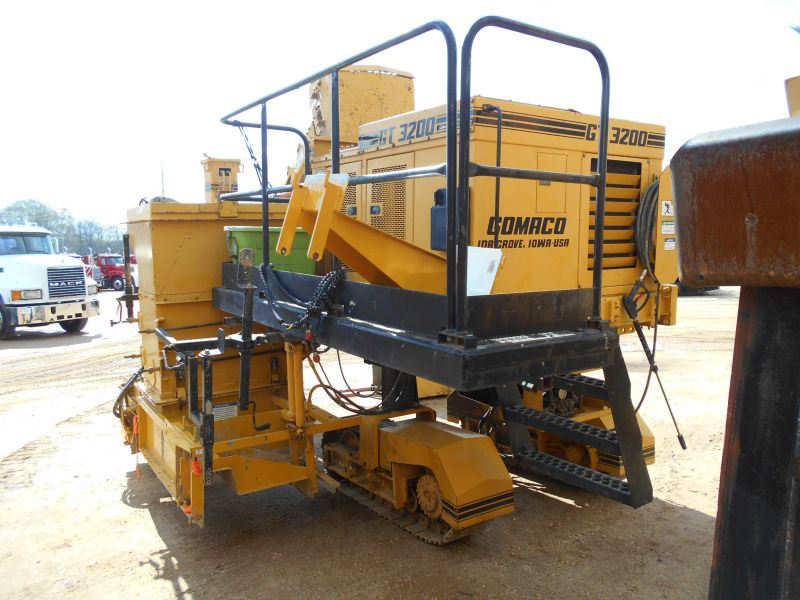 GOMACO GT3200 CONCRETE CURB MACHINE, S/N 907100158 J.M. Wood Auction