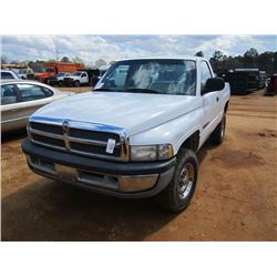 2001 DODGE RAM 1500 4X4 PICKUP, S/N 1B7HF16Z915782835, V8 MAGNUM GAS ENG, A/T, TOOLBOX, ODOMETER REA