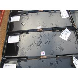 (UNUSED) TOMAHAWK QUICK TACH MOUNT PLATE, FITS SKID STEER LOADER