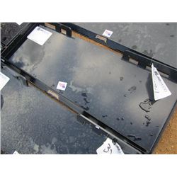 (UNUSED) TOMAHAWK QUICK TACH MOUNT PLATE, FITS SKID STEER LOADER