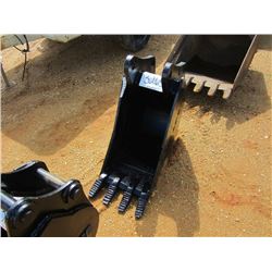 JOHN DEERE 16  EXACAVATOR BUCKET