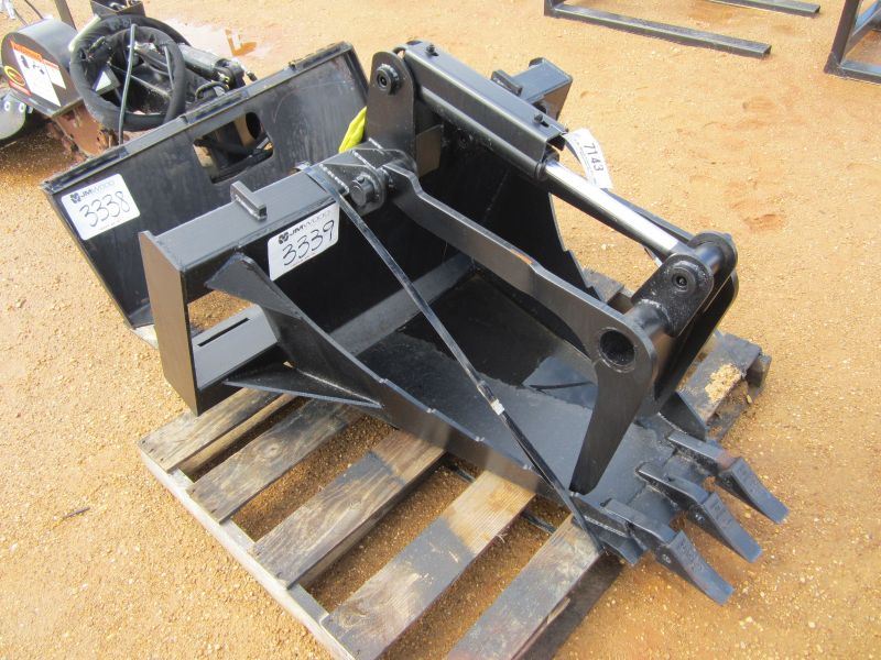 STUMP BUCKET W/ TOP CLAMP, FITS SKID STEER LOADER
