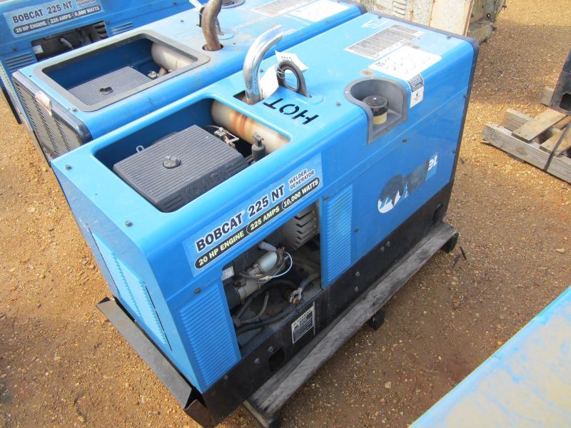 MILLER BOBCAT 225NT CC/CV AC/DC WELDER, 10,000 WATT GENERATOR, GAS ENG