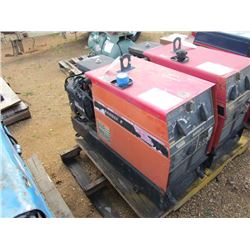 LINCOLN RANGER 8 AC/DC WELDER, GAS ENG
