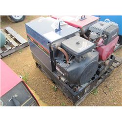 LINCOLN RANGER 8 AC/DC WELDER, GAS ENG