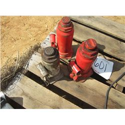 1 LOT (3) BOTTLE JACKS