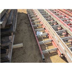 32' FIBERGLASS EXTENSION LADDER