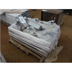 1 LOT MISC LIGHT FIXTURES