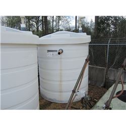 1,000 GALLON CHEM-TAINER TANK