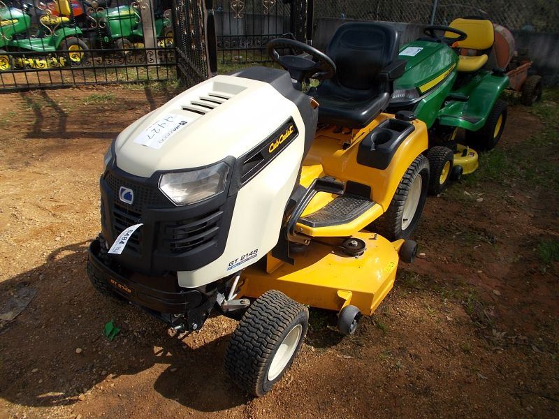 CAB CADET GT 2148 RIDING LAWN MOWER, S/N 1L123H40033, KOHLER GAS ENG