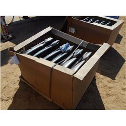 1 BOX MISC TRUCK MIRRORS