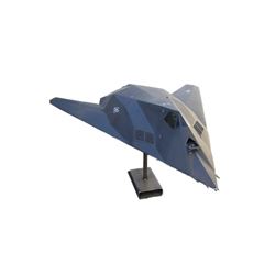 Executive Decision (1996) Hero Stealth Fighter Miniature Model Movie Props