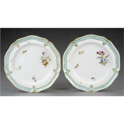 A pair of Derby plates,...