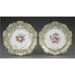 A Davenport dessert plate,...