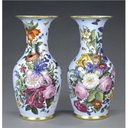 A good pair of French baluster vases,...