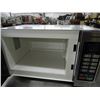 Image 2 : Panasonic Microwave
