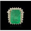 Image 2 : 14KT Yellow Gold GIA Certified 9.40ct Emerald and Diamond Ring