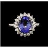 Image 2 : 14KT White Gold 3.87ct Tanzanite and Diamond Ring