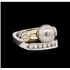 Image 1 : 0.32ct Pearl and Diamond Ring - 14KT Two-Tone Gold