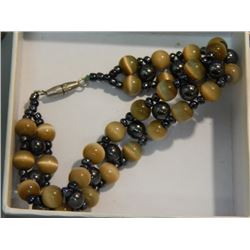 BRACLET - TIGER EYE AND ONYX - SILVER CLASP