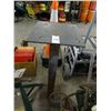 Image 1 : Steel Pedestal