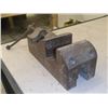 Image 3 : Machining Vise, No info. Opens to 4"