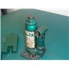 Image 2 : Sears 1.5 Ton Hydraulic Jack, 214-12011C