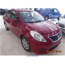 2012 - NISSAN VERSA