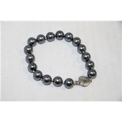 SEA SHELL PEARL BRACELET (GRAY COLOUR)