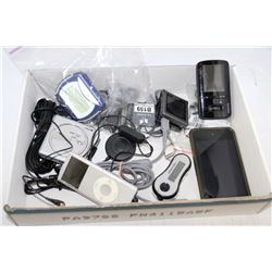 BOX WITH 7 IPODS AND NEW EAR BUDS