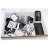 Image 1 : BOX WITH 7 IPODS AND NEW EAR BUDS