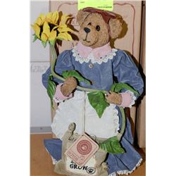 THE CRUMPELTONS BEAR FROM BOYDS COLLECTION