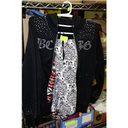 LADIES BLACK BCBG HOODIE SIZE UNKNOWN WITH 2 NEW