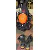 Image 1 : BOX WITH TOOL VEST/BLET COMBO,ORANGE HARDHAT,