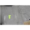 Image 1 : SMALL PILE OF GREY MOSAIC TILE