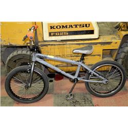 SPECIALIZED BMX TRICK BIKE