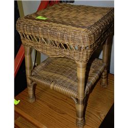 WICKER STOOL